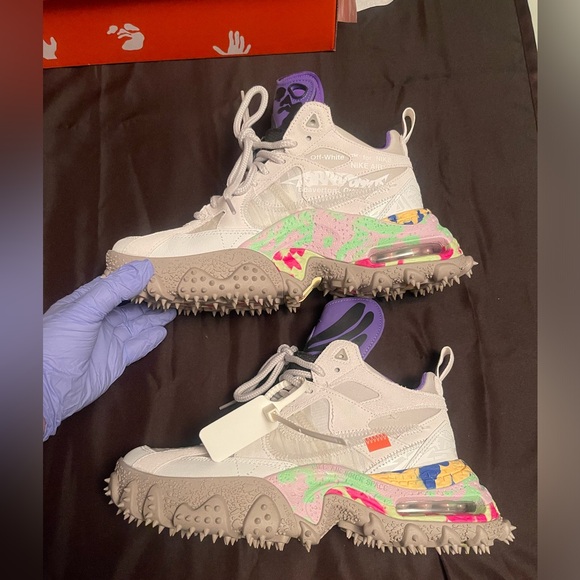 Off-White x Air Terra Forma - Picture 2 of 8